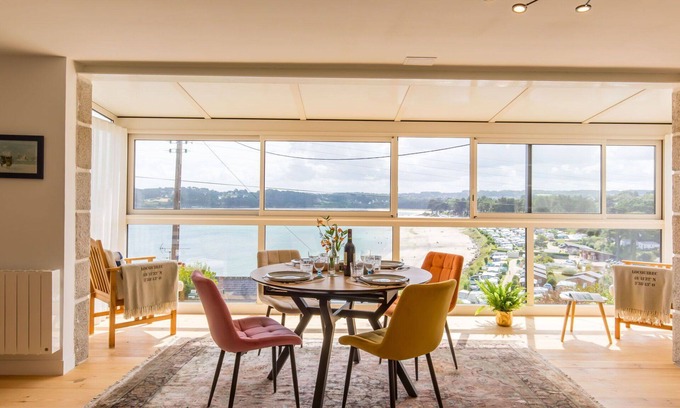 Locquirec Casa | Estupenda casa de vacaciones privada para 4 personas con WIFI, TV, patio y mascotas permitida