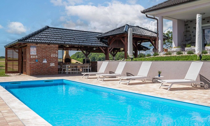 Municipality of Krizevci Casa | Casa de vacaciones privada con piscina privada, A/C, WIFI, TV, terraza, vista panorámica