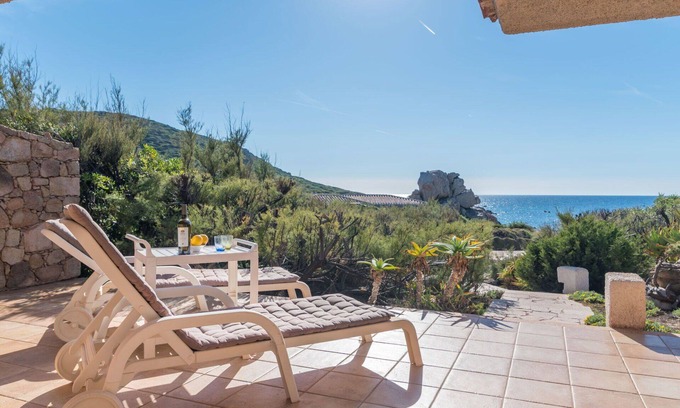 Portobello di Gallura Casa | Maravillosa casa de vacaciones privada con WIFI, TV, terraza, mascotas permitida y aparcamiento