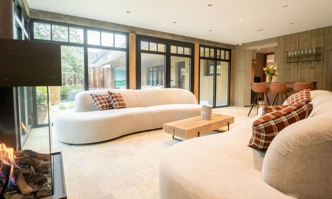 Klemskerke Casa | Maravillosa casa de vacaciones privada para 12 personas con WIFI, TV, patio y aparcamiento