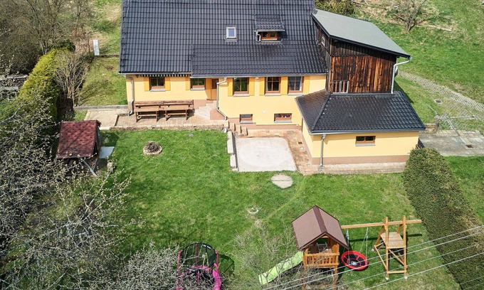 Jesenny Casa | Maravillosa casa de vacaciones privada con piscina privada, WIFI, TV, terraza, vista panorámica