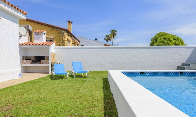 Vinaros Villa | Casa de vacaciones privada con piscina privada, WIFI, TV, terraza, mascotas permitida, aparcamiento