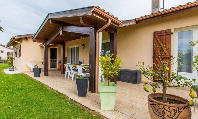 Saint-Martin-de-Seignanx Casa | Preciosa casa de vacaciones privada con A/C, WIFI, piscina privada, TV, terraza y aparcamiento