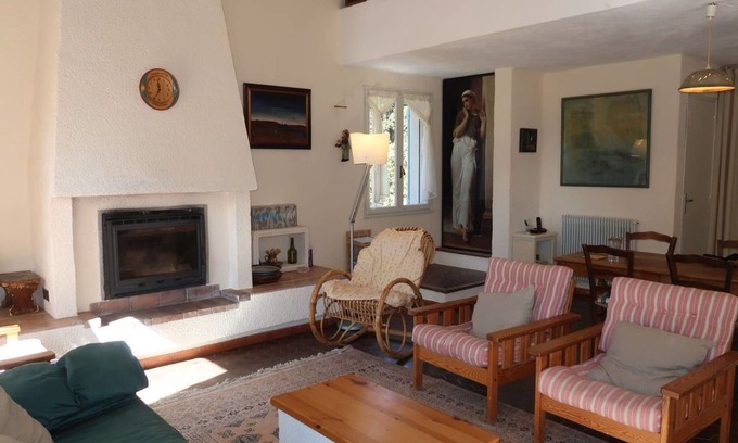 Puyvert Casa | Stunning private villa for 4 people with WIFI, TV, terrace and parking