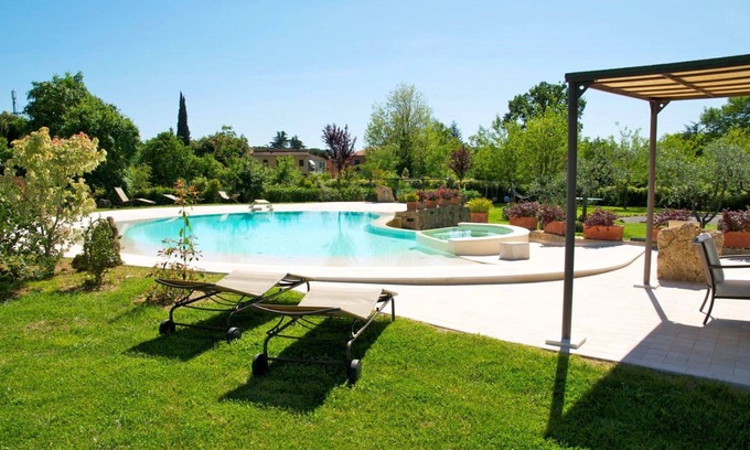 Asciano Villa | Maravillosa casa de vacaciones privada con WIFI, A/C, piscina, TV, terraza y aparcamiento