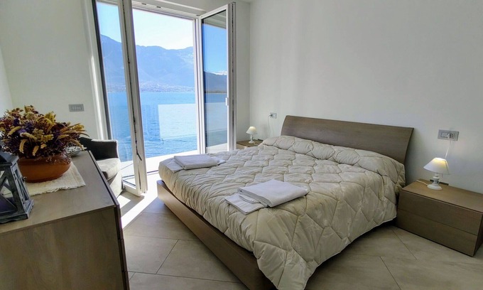 Trezzone Casa | Estupenda casa de vacaciones privada para 4 personas con WIFI, A/C, TV, terraza y aparcamiento
