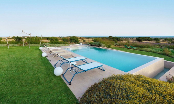Modica Villa | Maravillosa casa de vacaciones privada con jacuzzi, piscina privada, A/C, sauna, WIFI, TV y terraza