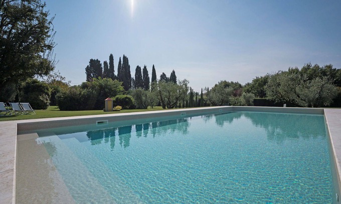 Orentano Villa | Casa de vacaciones privada con piscina privada, A/C, WIFI, TV, vista panorámica, aparcamiento