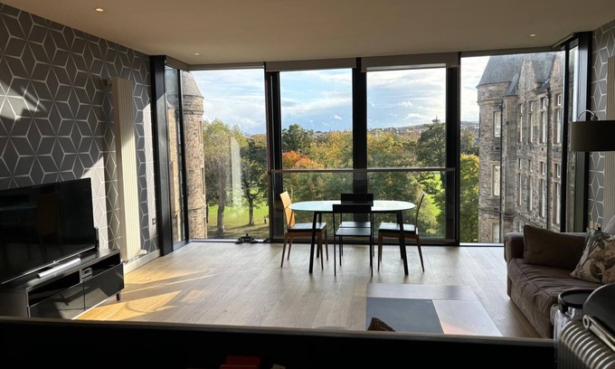 Marchmont Apartamento | Stunning Quartermile meadows view two bedroom apartment