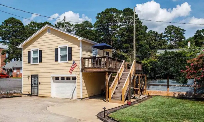 Gastonia Casa | Stunning renovated historic home with in-law apt