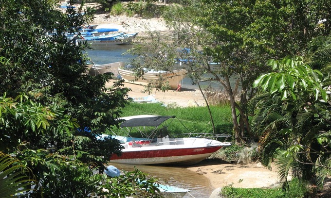 Boca de Tomatlán Apartamento | Impresionante valle del río tocando la Bahía de Banderas. Familia amigable.