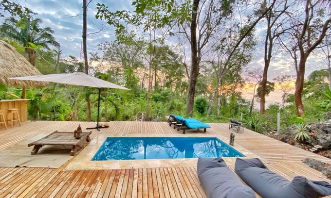 Santa Teresa Cabina | Stunning room Ocean view | Ac | Hot Water
