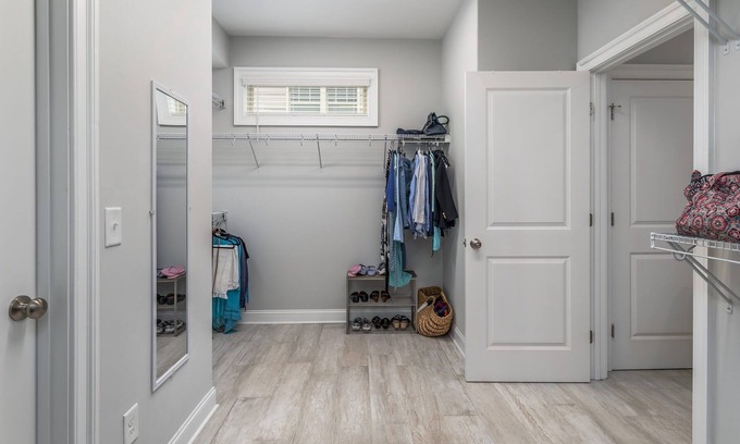 Greensboro Casa | Stunning & Spacious 3 Br 3 Bath Townhome Near Everything!