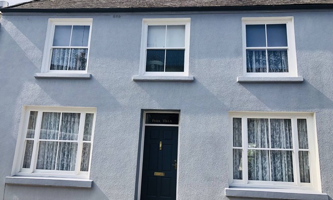 Tenby Casa | Stunning & spacious house in central Tenby