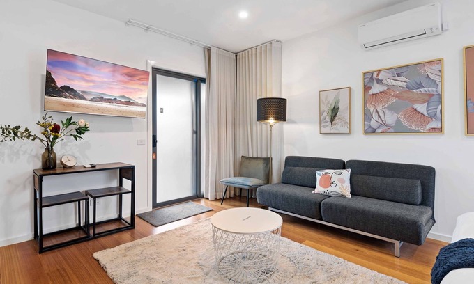 Carnegie Apartamento | Stunning Studio Apartment Near Public Transport