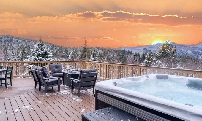 Thornton Casa | Stunning Summer Mtn Home Near Lake, Pet Friendly 🚣 🌲 🎱 🏓