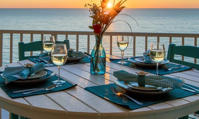 Panama City Beach Condominio | Stunning & Unmatched! #1620 at Shores of Panama!