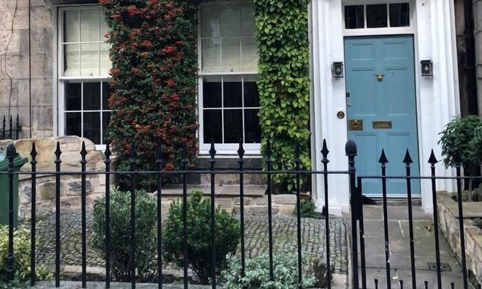 Stockbridge Casa | Stunning Victorian 4-bedroom townhouse in Stockbridge, Edinburgh