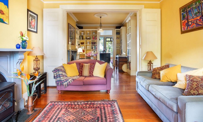 Balmain Casa | Stunning Victorian Home with Balconies, City Views