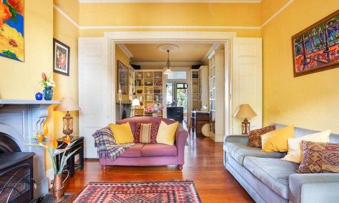 Balmain Casa | Stunning Victorian Home with Balconies, City Views