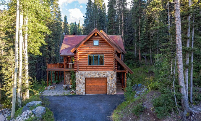 Mountain Village Cabina | Stunning Views! Ski-In/Out Mountain Village Cabin