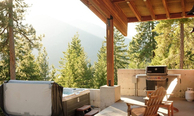Cle Elum Casa | AHORRA 25% AHORA - Private Modern Mountain Home | Vistas increíbles | Bañera de hidromasaje