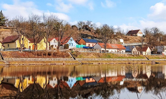 Tyn nad Vltavou Casa | Preciosa casa de vacaciones para 2 personas con WIFI, terraza, mascotas permitida y aparcamiento