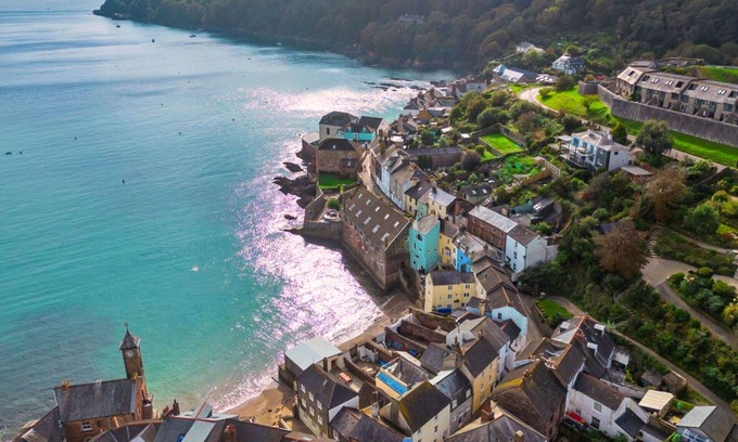 Kingsand Casa | Estupenda casa de vacaciones para 10 personas con WIFI y mascotas permitida