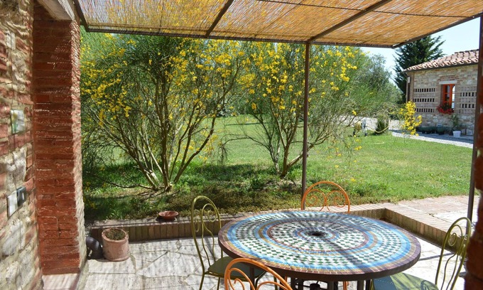 Asciano Villa | Estupenda casa de vacaciones con WIFI, piscina privada, TV, patio, vista panorámica y aparcamiento
