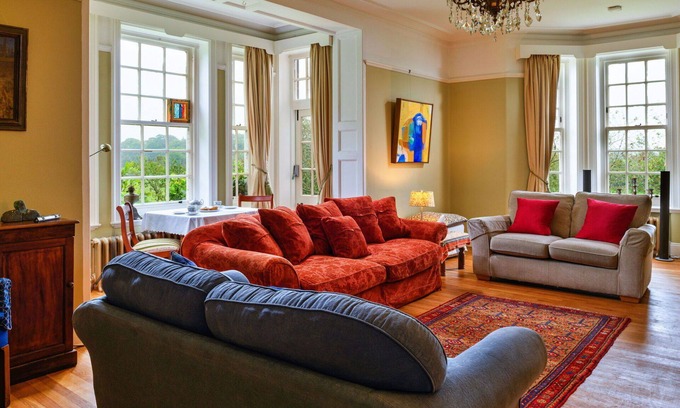 Carlisle Casa | Maravillosa casa de vacaciones para 19 personas con jacuzzi, WIFI, TV, terraza y mascotas permitida