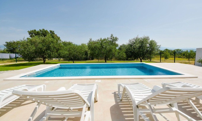 Podgradina Casa | Estupenda casa de vacaciones con WIFI, A/C, piscina privada, TV, terraza y aparcamiento