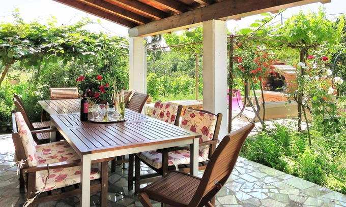 Paradiz Casa | Estupenda casa de vacaciones con piscina privada, WIFI, A/C, TV, terraza y aparcamiento