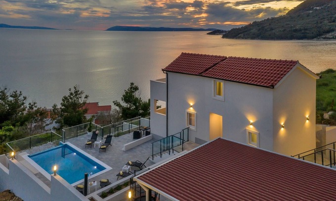 Drasnice Villa | Villa increible en Drašnice con piscina privada