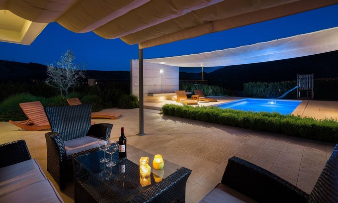 Dugopolje Villa | Stunning Villa Sofia With Heated Pool IN Split Hinterland