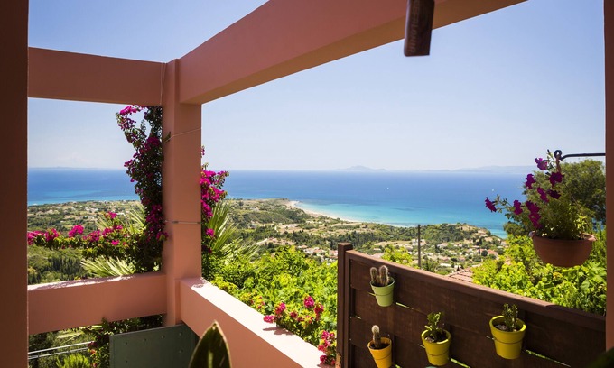 Eleios-Pronnoi Villa | Impresionante villa con vistas al mar, piscina privada, mesa de billar, tenis de mesa