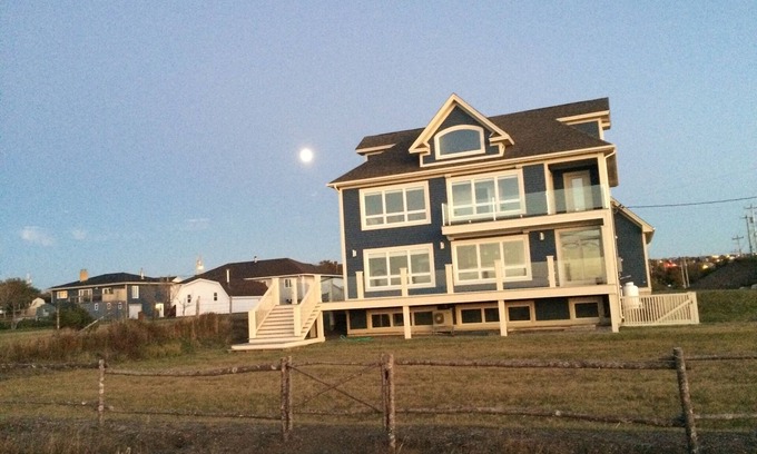 Conception Bay South Casa | Impresionante Waterfront Home On The Bay, a solo 22 minutos del centro de St. John's