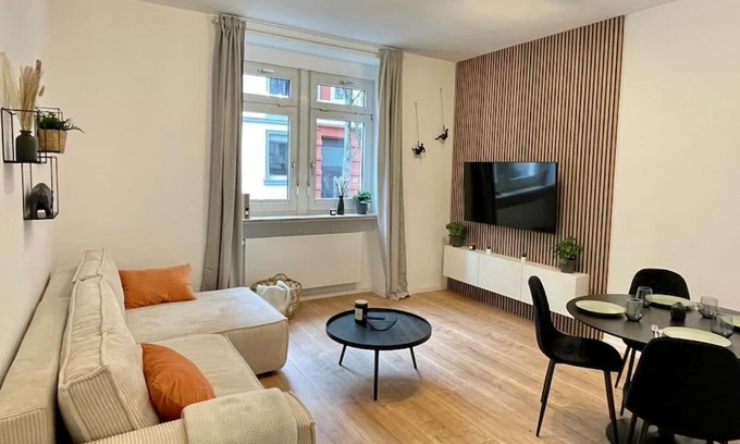 Weststadt Apartamento | Stylisches Apartment in zentraler Lage mit Balkon