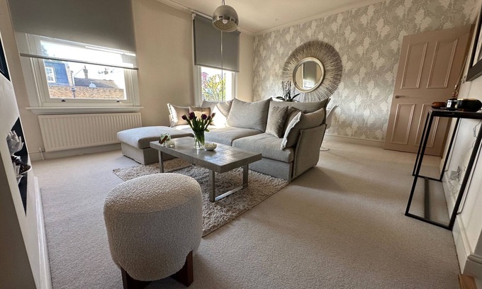 Parsons Green and Walham Apartamento | Stylish 1-Bed Flat Near Fulham Broadway Station