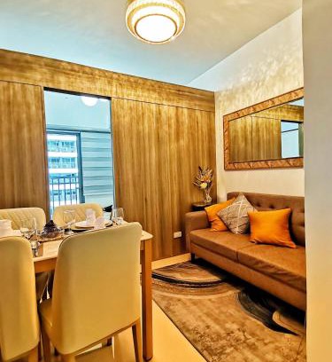 Highway Hills Apartamento | Stylish 1 Bedroom Condo Unit with Perfect Pool View Balcony at Fame Residences