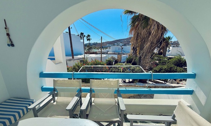 Ornos Apartamento | Stylish 2 Bd Escape Apt at Ornos Beach