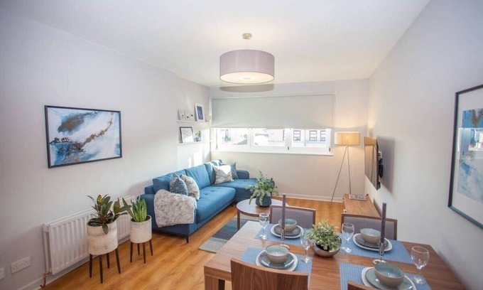 East End Apartamento | Stylish 2-Bed Apartment Near Glasgow Green
