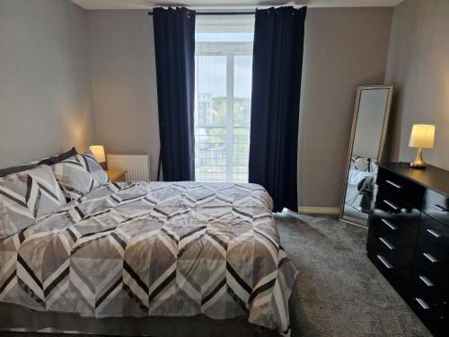 Coventry Apartamento | Stylish 2-Bed Apartment - Sleeps 4 Parking & WiFi