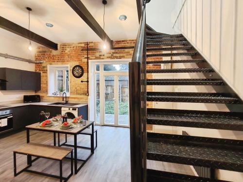 Thetford Casa | Stylish 2-Bed Home Near A11