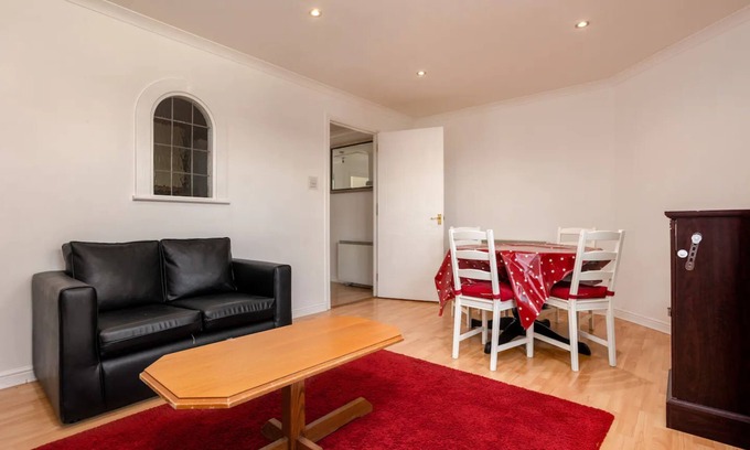 Bonnington Apartamento | Stylish 2 Bedroom Apartment Near the City Centre