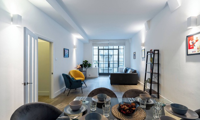 Clerkenwell Apartamento | Stylish 2-Bedroom Apartment with Balcony in Clerkenwell