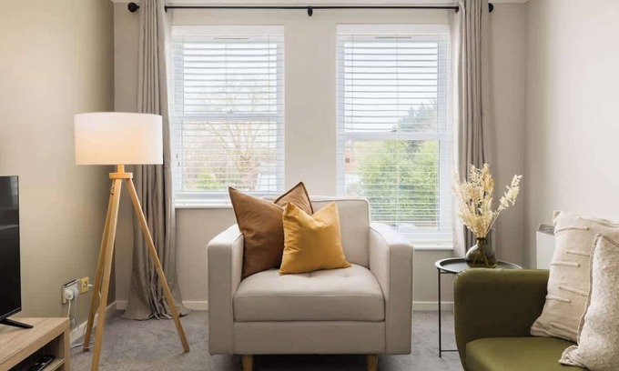 Leamington Spa Apartamento | Stylish 2-bed in Leamington Spa w/ parking