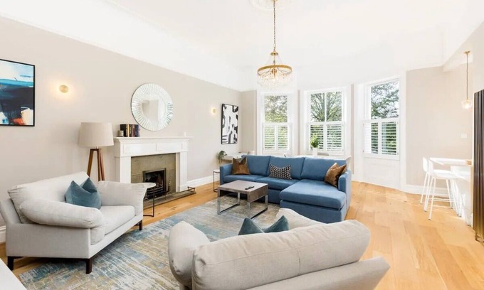 Lillington Apartamento | Stylish 2Bed in Leamington Spa with Parking | Pass The Keys