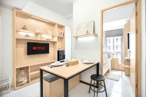 Java Apartamento | Stylish 2BR Apt at PIK 2 Rinelle