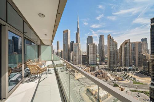 Downtown Dubai Apartamento | Stylish 2BR Apt in 5 Star Hotel with Burj Khalifa Views