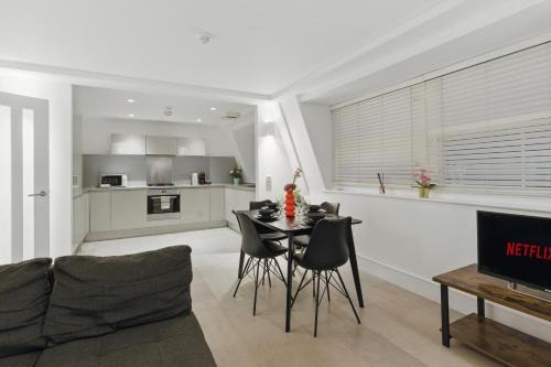 Clerkenwell Apartamento | Stylish 2BR Clerkenwell Apartment Private Outdoor Space